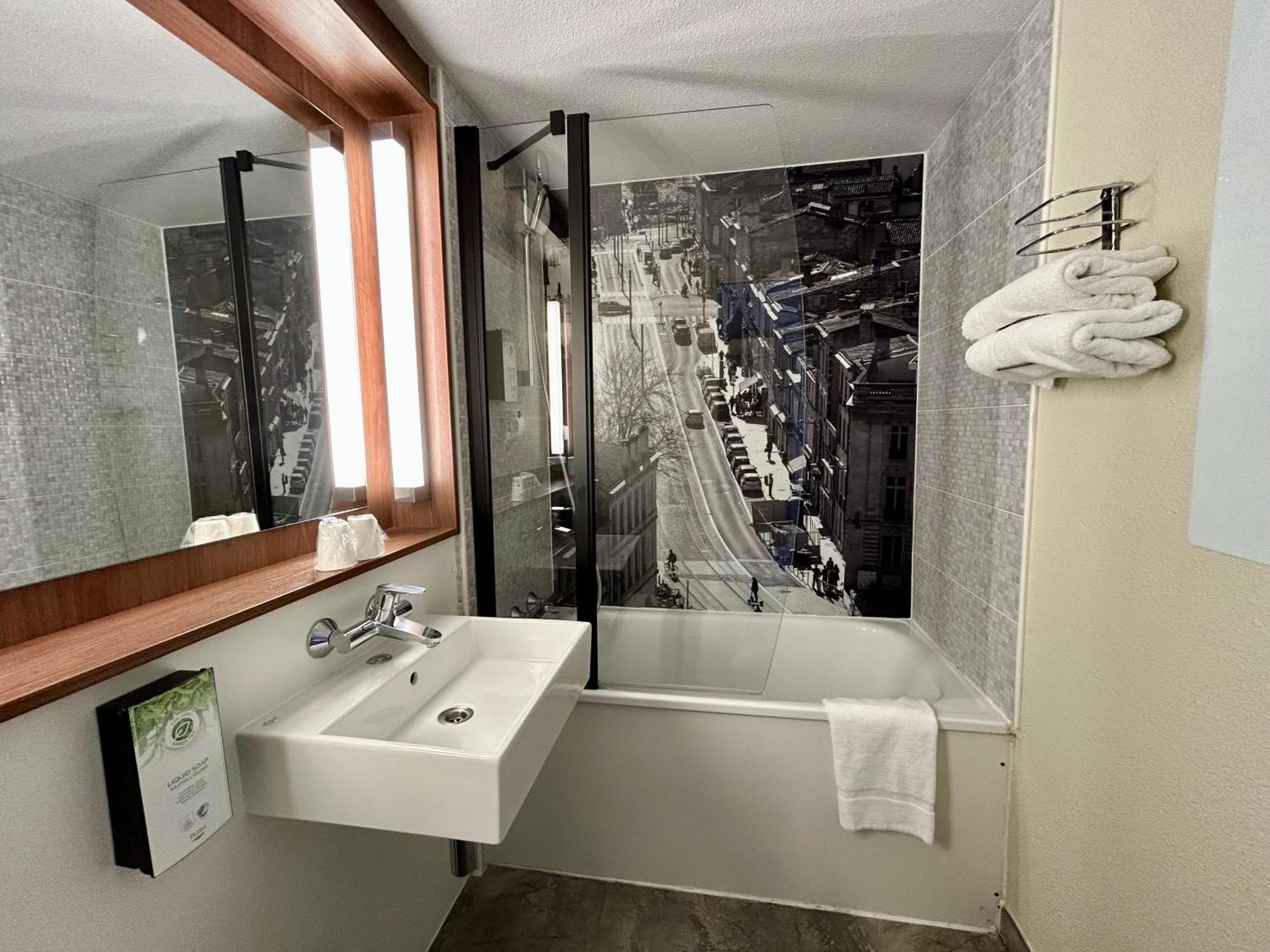 Campanile Nature - Bordeaux Est Artigues Hotel