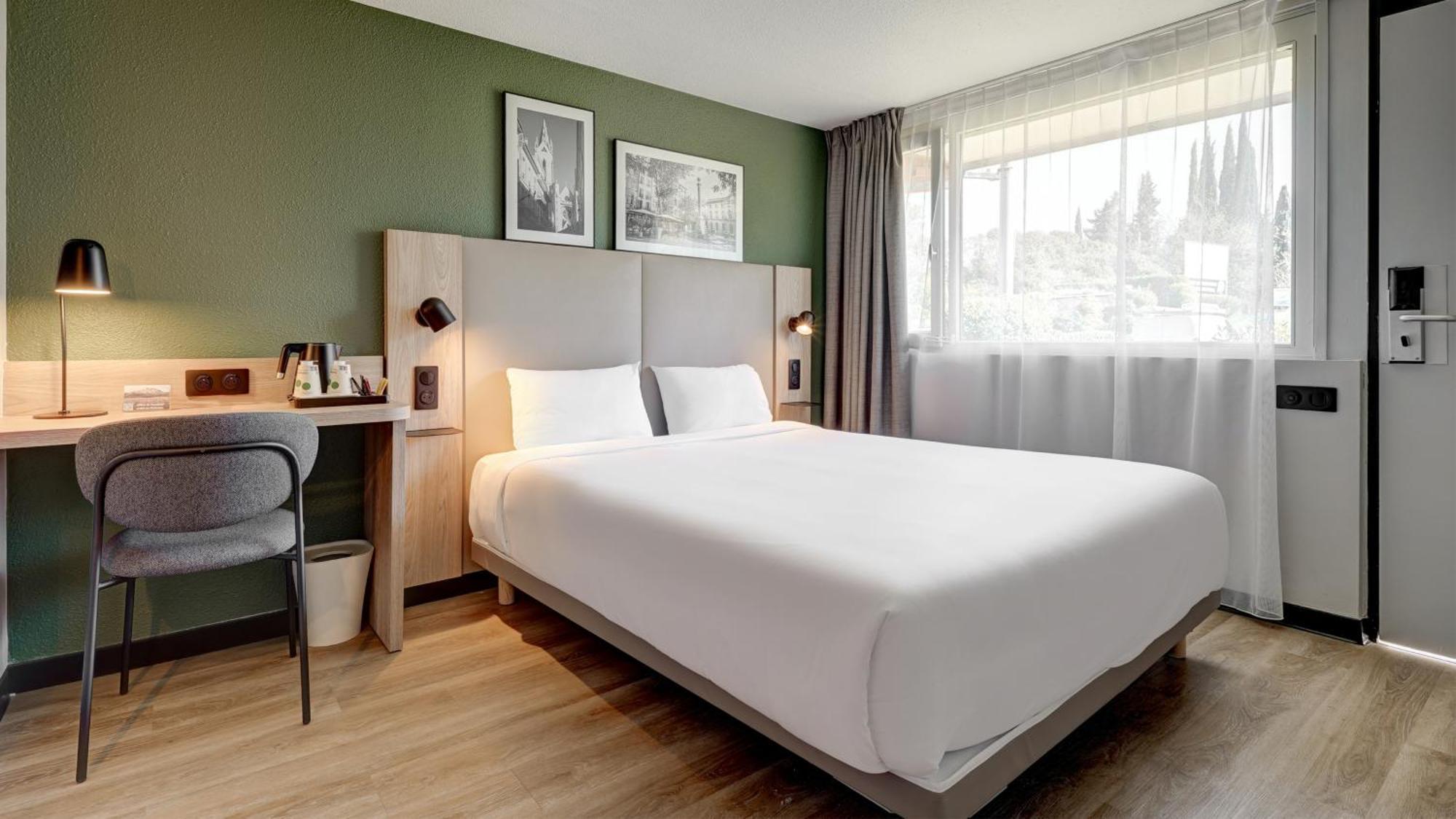 Campanile Bordeaux Est - Hotel 3*