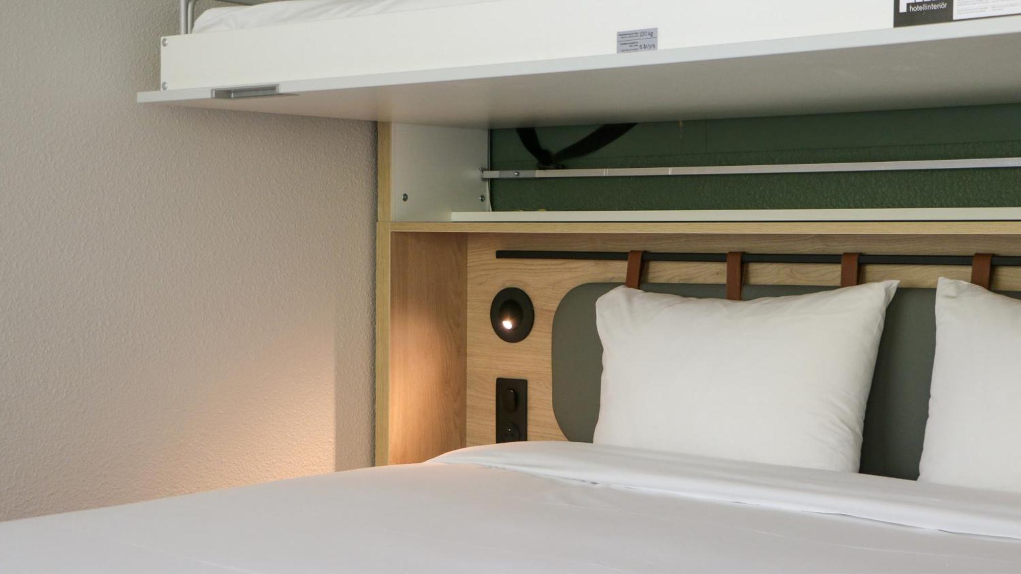 Hotel Campanile Nature - Bordeaux Est Artigues 3*